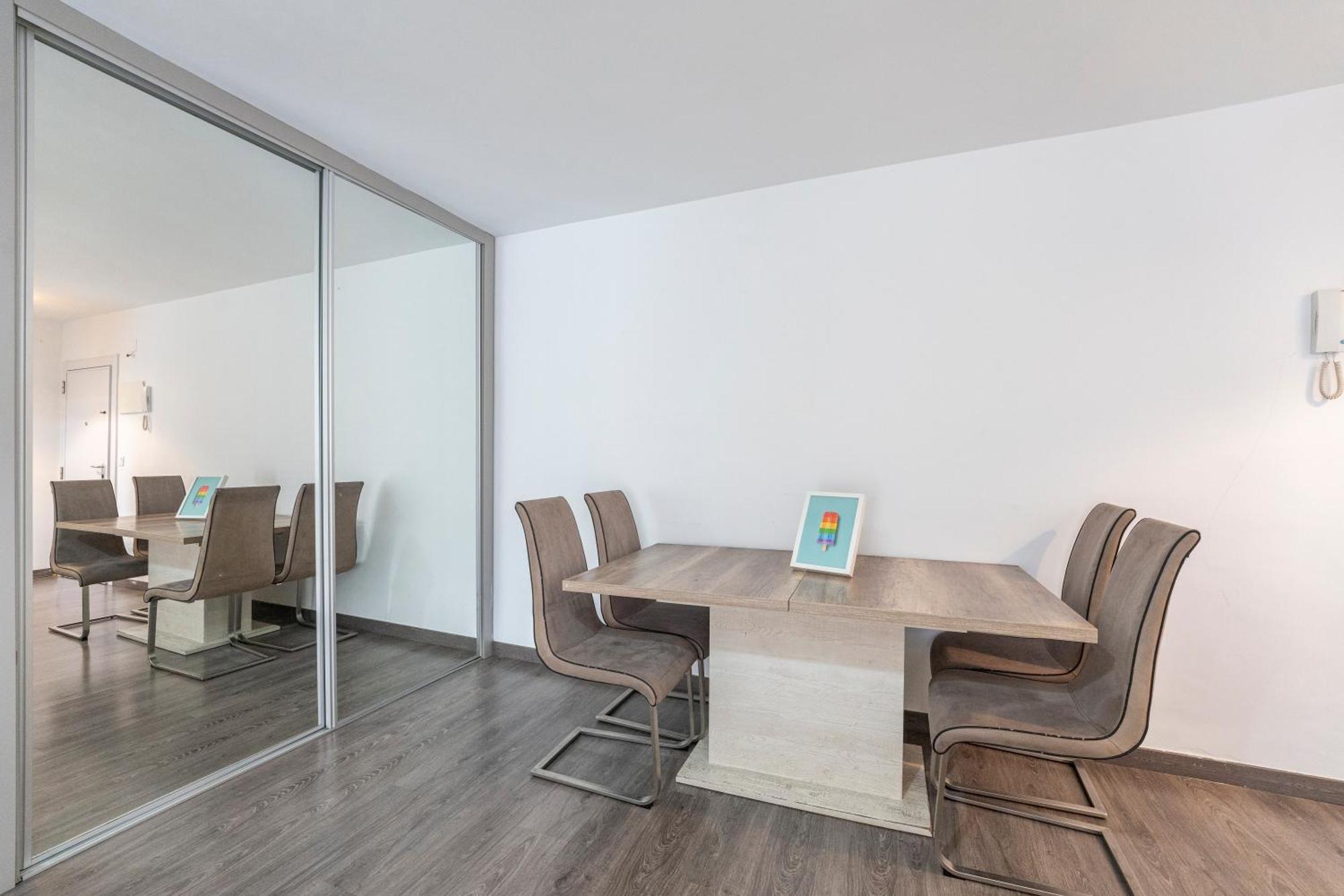 Apartament Ludy'S Vialia Center マラガ エクステリア 写真